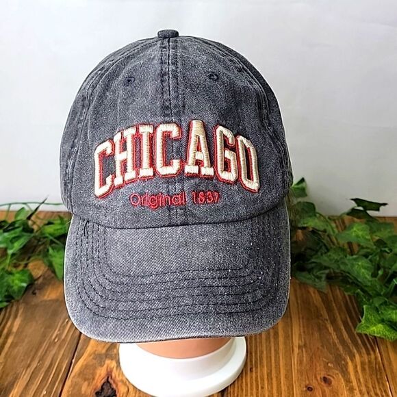 Robin Ruth. Ball Cap. Chicago. EUC - Picture 1 of 9